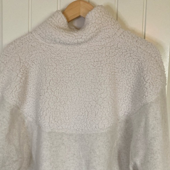 Aerie Womens‎ Cream Sherpa Fleece Quarter Zip Pullover Sweater Size Medium Cozy - Picture 12 of 13